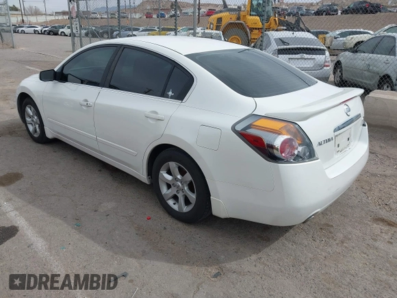 2008 Nissan Altima 2.5 with VIN 1N4AL21E88N546924, listed as a IAAI auction lot 41685591 with 144,537 mi miles. Bid and sale history available at carsss.com. Image 3.