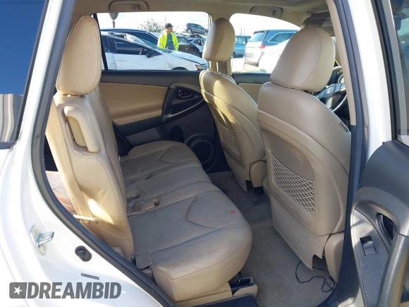 2011 Toyota RAV4 Ltd with VIN 2T3YF4DV5BW095202, listed as a IAAI auction lot 41732448 with 152,257 mi miles. Bid and sale history available at carsss.com. Image 8.