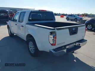 2019 Nissan Frontier SV z VIN 1N6AD0ER5KN734068, wystawiony jako IAAI lot #42238299 z przebiegiem 121 153 mil mil oraz . Historia ofert i sprzedaży dostępna na DreamBid. Obrazek 3.