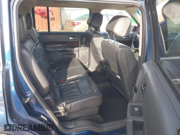 2017 Ford Flex Limited with VIN 2FMHK6D88HBA05128, listed as a IAAI auction lot 41209291 with 309,889 mi miles. Bid and sale history available at carsss.com. Image 8.