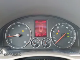 2006 Volkswagen Jetta 1.9L TDI z VIN 3VWDT71KX6M799810, wystawiony jako Copart lot #54946785 z przebiegiem 120 766 mil mil oraz Szkoda całkowita • Salvage title. Historia ofert i sprzedaży dostępna na DreamBid. Obrazek 9.