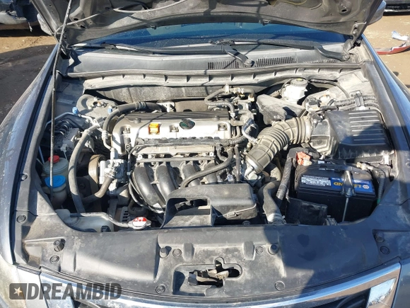 2009 Honda Accord LX-P with VIN 1HGCP26459A035298, listed as a IAAI auction lot 41735076 with 142,131 mi miles and . Bid and sale history available at DreamBid. Image 10.