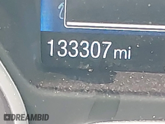 2018 Ford Focus SE z VIN 1FADP3F23JL225333, wystawiony jako IAAI lot #41758445 z przebiegiem 133 307 mil mil oraz . Historia ofert i sprzedaży dostępna na DreamBid. Obrazek 15.