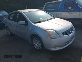 2010 Nissan Sentra S z VIN 3N1AB6AP0AL646661, wystawiony jako IAAI lot #42421694 z przebiegiem 146 129 mil mil oraz . Historia ofert i sprzedaży dostępna na DreamBid. Obrazek 1.