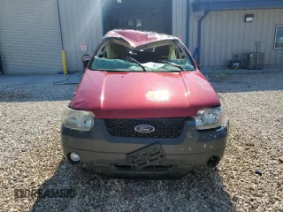 2007 Ford Escape XLT with VIN 1FMCU031X7KB06567, listed as a Copart auction lot 61941534 with 0 mi miles and Salvage Title. Bid and sale history available at carsss.com. Image 5.