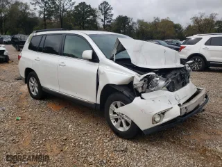 2011 Toyota Highlander with VIN 5TDZK3EH6BS044859, listed as a Copart auction lot 50232875 with 223,996 mi miles and Salvage Title. Bid and sale history available at carsss.com. Image 4.