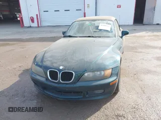 1998 BMW 3 Series 1.9L with VIN 4USCH732XWLE05993, listed as a IAAI auction lot 41551443 with 173,508 mi miles. Bid and sale history available at carsss.com. Image 6.