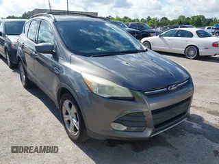 2013 Ford Escape SE с VIN 1FMCU0GX7DUD19135, выставлен на аукционе IAAI как лот 42610613 с пробегом 181 535 миль миль и . История ставок и продаж доступна на DreamBid. Изображение 1.