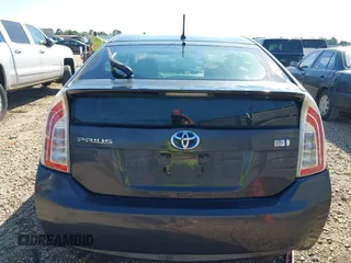 2013 Toyota Prius One with VIN JTDKN3DU1D1618162, listed as a IAAI auction lot 42003928 with 199,477 mi miles. Bid and sale history available at carsss.com. Image 16.
