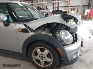 2011 MINI Cooper Clubman with VIN WMWZF3C56BT188312, listed as a IAAI auction lot 41980882 with 143,669 mi miles. Bid and sale history available at carsss.com. Image 14.