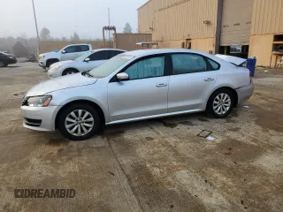 2013 Volkswagen Passat S с VIN 1VWAP7A37DC033869, выставлен на аукционе Copart как лот 86751874 с пробегом 176 625 миль миль и Списание • Salvage title. История ставок и продаж доступна на DreamBid. Изображение 1.