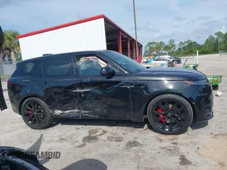 2024 Land Rover Range Rover Sport Dynamic SE with VIN SAL1L9FU3RA420944, listed as a IAAI auction lot 42379575 with 9,959 mi miles and . Bid and sale history available at DreamBid. Image 14.