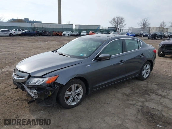 2013 Acura ILX Hybrid Tech Pkg with VIN 19VDE3F70DE300703, listed as a IAAI auction lot 41836986 with 120,765 mi miles. Bid and sale history available at carsss.com. Image 2.
