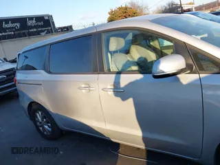 2020 Kia Sedona EX with VIN KNDMB5C18L6654713, listed as a IAAI auction lot 41342893 with 108,437 mi miles. Bid and sale history available at carsss.com. Image 13.