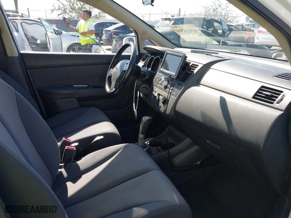 2009 Nissan Versa 1.8 S with VIN 3N1BC13E29L367742, listed as a IAAI auction lot 41614564 with 65,415 mi miles. Bid and sale history available at carsss.com. Image 5.