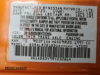 2024 Nissan Sentra SR z VIN 3N1AB8DV9RY232864, wystawiony jako Copart lot #50961445 z przebiegiem 15 483 mil mil oraz Szkoda całkowita • Salvage title. Historia ofert i sprzedaży dostępna na DreamBid. Obrazek 14.