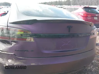2018 Tesla Model S 75D z VIN 5YJSA1E24JF293863, wystawiony jako IAAI lot #41770779 z przebiegiem Nie podano mil oraz . Historia ofert i sprzedaży dostępna na DreamBid. Obrazek 16.
