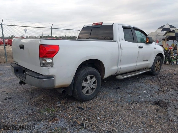 2007 Toyota Tundra SR5 with VIN 5TFRV54117X023474, listed as a IAAI auction lot 41557636 with 259,823 mi miles. Bid and sale history available at carsss.com. Image 4.