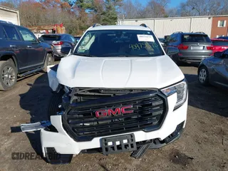 2023 GMC Terrain SLE with VIN 3GKALTEG3PL117396, listed as a IAAI auction lot 40975573 with 38,740 mi miles. Bid and sale history available at carsss.com. Image 13.