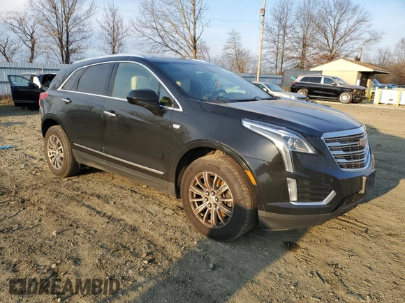2017 Cadillac XT5 Luxury AWD z VIN 1GYKNDRS2HZ122057, wystawiony jako Copart lot #41686825 z przebiegiem 136 844 mil mil oraz Szkody całkowita. Historia ofert i sprzedaży dostępna na DreamBid. Obrazek 4.