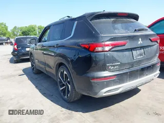 2022 Mitsubishi Outlander SE z VIN JA4J3UA8XNZ017053, wystawiony jako IAAI lot #41870657 z przebiegiem 70 102 mil mil oraz . Historia ofert i sprzedaży dostępna na DreamBid. Obrazek 3.
