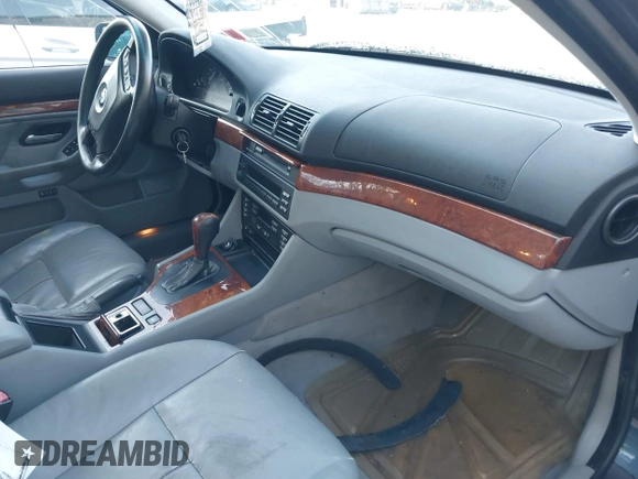 2002 BMW 5 Series 530iA with VIN WBADT63452CH97647, listed as a IAAI auction lot 41258552 with 94,762 mi miles. Bid and sale history available at carsss.com. Image 5.