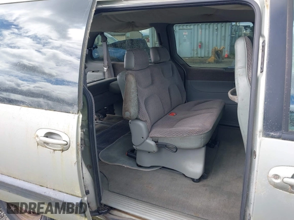 2000 Chrysler Voyager SE z VIN 1C4GJ44G8YB770649, wystawiony jako IAAI lot #42217547 z przebiegiem 239 986 mil mil oraz . Historia ofert i sprzedaży dostępna na DreamBid. Obrazek 8.