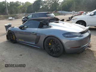 2024 Porsche 718 Spyder RS z VIN WP0CE2A8XRK240155, wystawiony jako Copart lot #67824394 z przebiegiem Nie podano mil oraz Szkody całkowita. Historia ofert i sprzedaży dostępna na DreamBid. Obrazek 2.