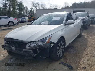 2020 Nissan Altima 2.5 S with VIN 1N4BL4BV5LC192590, listed as a IAAI auction lot 41459724 with 99,513 mi miles. Bid and sale history available at carsss.com. Image 2.