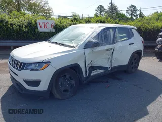2018 Jeep Compass Sport with VIN 3C4NJCAB1JT151759, listed as a IAAI auction lot 41896340 with 121,804 mi miles. Bid and sale history available at carsss.com. Image 17.