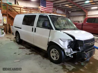 2008 Chevrolet Express Cargo Van with VIN 1GCFG15X181160380, listed as a Copart auction lot 37428274 with 244,314 mi miles and Salvage Title. Bid and sale history available at carsss.com. Image 4.