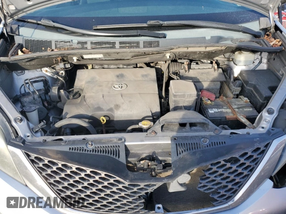 2013 Toyota Sienna SE with VIN 5TDXK3DC3DS395695, listed as a Copart auction lot 43667345 with 188,455 mi miles and Clean title. Bid and sale history available at DreamBid. Image 12.