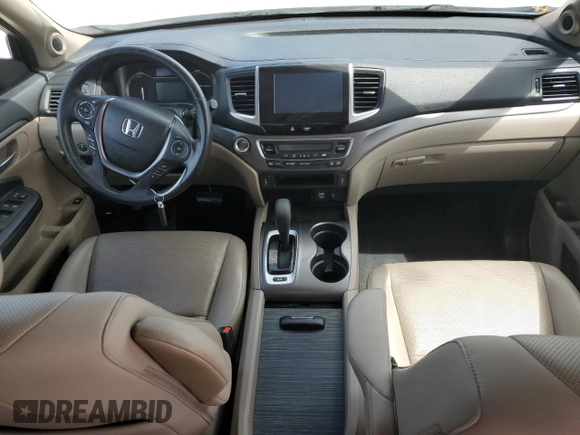 2018 Honda Ridgeline RTL-T z VIN 5FPYK3F68JB007783, wystawiony jako Copart lot #73716684 z przebiegiem Nie podano mil oraz Nie do naprawy. Historia ofert i sprzedaży dostępna na DreamBid. Obrazek 8.