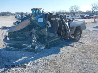2000 Toyota Tundra SR5 with VIN 5TBRT3411YS096337, listed as a IAAI auction lot 41702651 with Not Provided miles and . Bid and sale history available at carsss.com. Image 2.