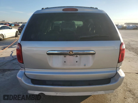 2007 Chrysler Town & Country LWB Touring with VIN 2A4GP54L57R258844, listed as a Copart auction lot 88351265 with 141,521 mi miles and Salvage Title. Bid and sale history available at carsss.com. Image 6.