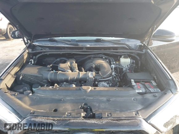 2017 Toyota 4Runner SR5 with VIN JTEBU5JR4H5408115, listed as a IAAI auction lot 41779128 with 107,717 mi miles and . Bid and sale history available at DreamBid. Image 10.