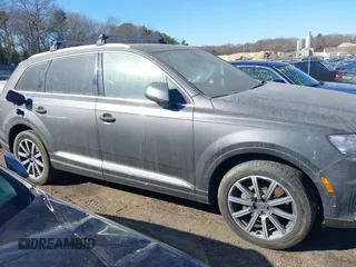 2019 Audi Q7 Premium Plus with VIN WA1LHAF71KD019114, listed as a IAAI auction lot 41708178 with Not provided miles and . Bid and sale history available at DreamBid. Image 12.