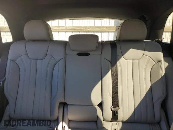 2025 Audi Q5 S line Premium z VIN WA1GAAFY0S2020331, wystawiony jako Copart lot #45718875 z przebiegiem 7314 mil mil oraz Tytuł czysty. Historia ofert i sprzedaży dostępna na DreamBid. Obrazek 10.