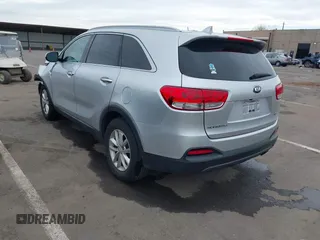 2017 Kia Sorento LX with VIN 5XYPG4A33HG267861, listed as a IAAI auction lot 41859069 with 96,559 mi miles. Bid and sale history available at carsss.com. Image 3.