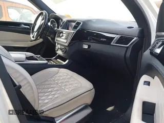 2014 Mercedes-Benz GL-Class GL 550 with VIN 4JGDF7DE6EA349028, listed as a IAAI auction lot 41729392 with 154,116 mi miles. Bid and sale history available at carsss.com. Image 5.
