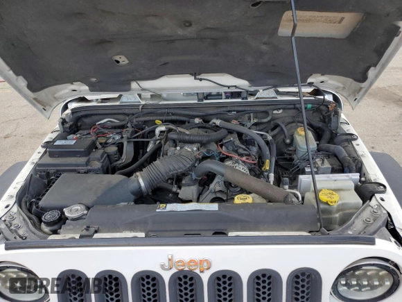 2010 Jeep Wrangler Unlimited Rubicon with VIN 1J4BA6H10AL176014, listed as a Copart auction lot 57092255 with 138,253 mi miles and Salvage title. Bid and sale history available at DreamBid. Image 12.