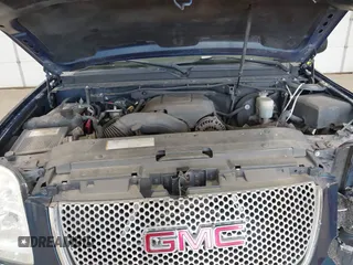 2007 GMC Yukon Denali с VIN 1GKFK63897J300153, выставлен на аукционе IAAI как лот 42552678 с пробегом 195 277 миль миль и . История ставок и продаж доступна на DreamBid. Изображение 10.