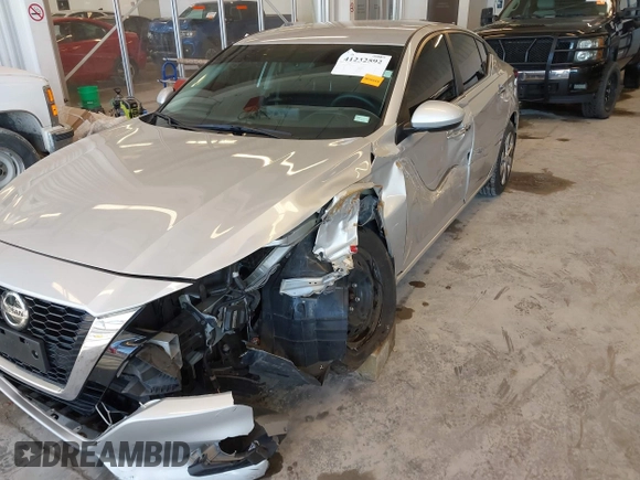2019 Nissan Altima S z VIN 1N4BL4BV4KC170921, wystawiony jako IAAI lot #41232592 z przebiegiem 83 366 mil mil oraz . Historia ofert i sprzedaży dostępna na DreamBid. Obrazek 6.