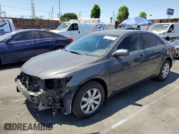2011 Toyota Camry LE z VIN 4T4BF3EK2BR099954, wystawiony jako Copart lot #55970635 z przebiegiem 205 823 mil mil oraz Szkoda całkowita • Salvage title. Historia ofert i sprzedaży dostępna na DreamBid. Obrazek 1.