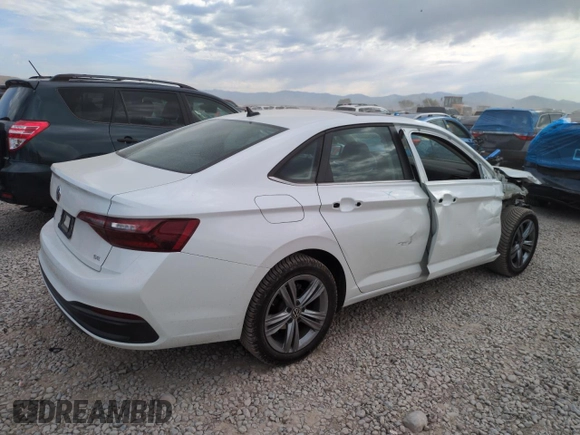2024 Volkswagen Jetta SE with VIN 3VW7M7BU0RM012863, listed as a Copart auction lot 60212015 with 14,652 mi miles and Salvage title. Bid and sale history available at DreamBid. Image 3.