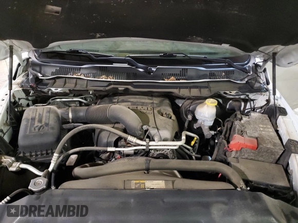 2018 Ram 1500 Tradesman z VIN 3C6JR6DT7JG225151, wystawiony jako Copart lot #86207374 z przebiegiem 72 073 mil mil oraz Szkoda całkowita • Salvage title. Historia ofert i sprzedaży dostępna na DreamBid. Obrazek 11.