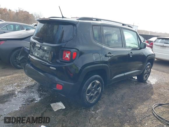 2015 Jeep Renegade Latitude with VIN ZACCJBBH2FPC25869, listed as a IAAI auction lot 40734359 with 128,475 mi miles. Bid and sale history available at carsss.com. Image 4.
