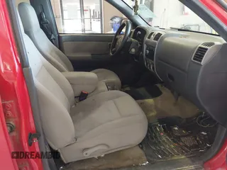 2005 Chevrolet Colorado 1SB LS Z85 z VIN 1GCCS136358152988, wystawiony jako IAAI lot #42313836 z przebiegiem 246 815 mil mil oraz . Historia ofert i sprzedaży dostępna na DreamBid. Obrazek 5.