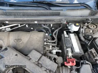 2019 Toyota RAV4 XLE z VIN 2T3P1RFV0KC025922, wystawiony jako Copart lot #69051995 z przebiegiem 85 708 mil mil oraz Szkoda całkowita • Salvage title. Historia ofert i sprzedaży dostępna na DreamBid. Obrazek 16.