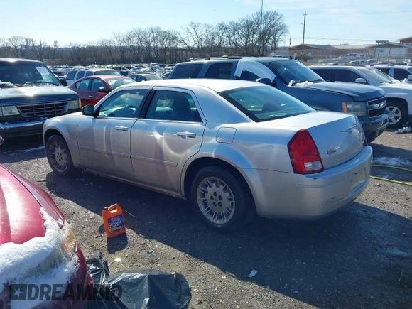 2005 Chrysler 300 with VIN 2C3JA43RX5H569173, listed as a IAAI auction lot 41618421 with 126,019 mi miles. Bid and sale history available at carsss.com. Image 3.